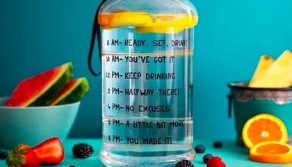 无私！梅西不断招手示意奥塔门迪罚点，后者主场告别赛破门！